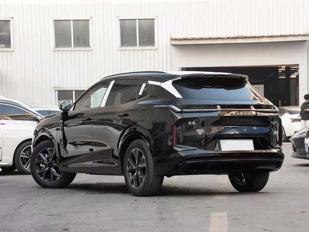 2026 Lynk & Co 08 EM-P