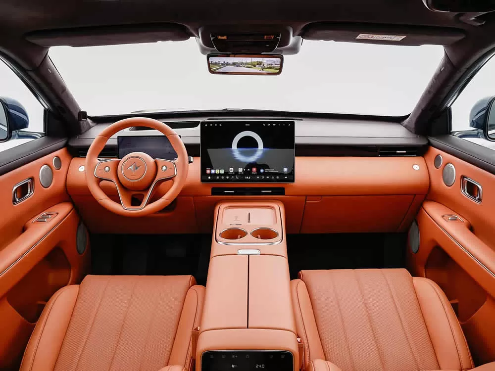 SUV grande de seis plazas Dongfeng Yipai M8 Dual-Power