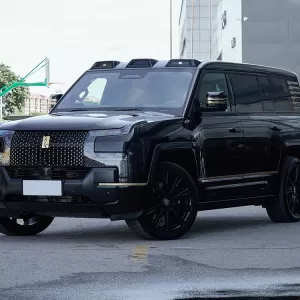 BYD Yangwang U8L 2026