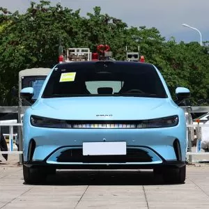 2026 smart Jingling #6 Plug-in Hybrid Hatchback Sedan Launches on June 11; Pre-sales Start at &yen;189,900